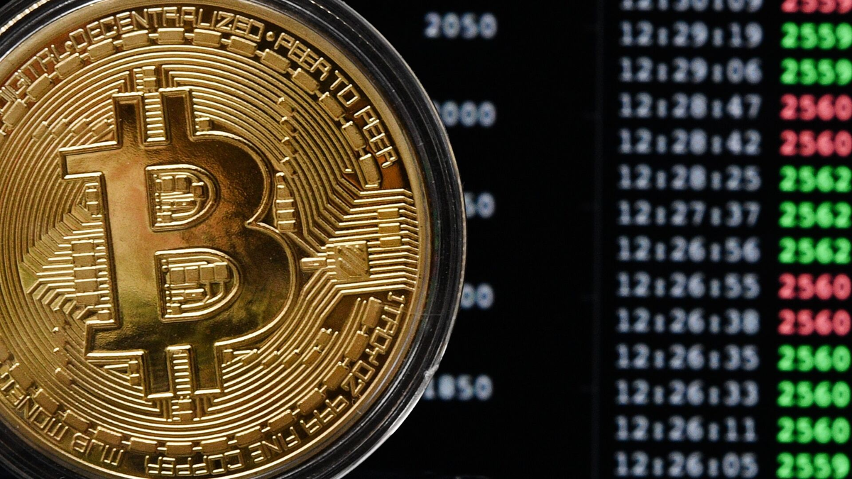 Bitcoin's Critical $102K